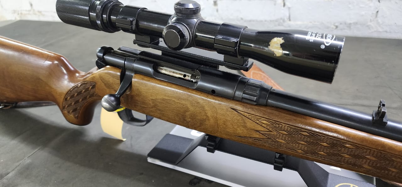 RIFLE 22 HORNET SAVAGE MODEL 340 SERIES E